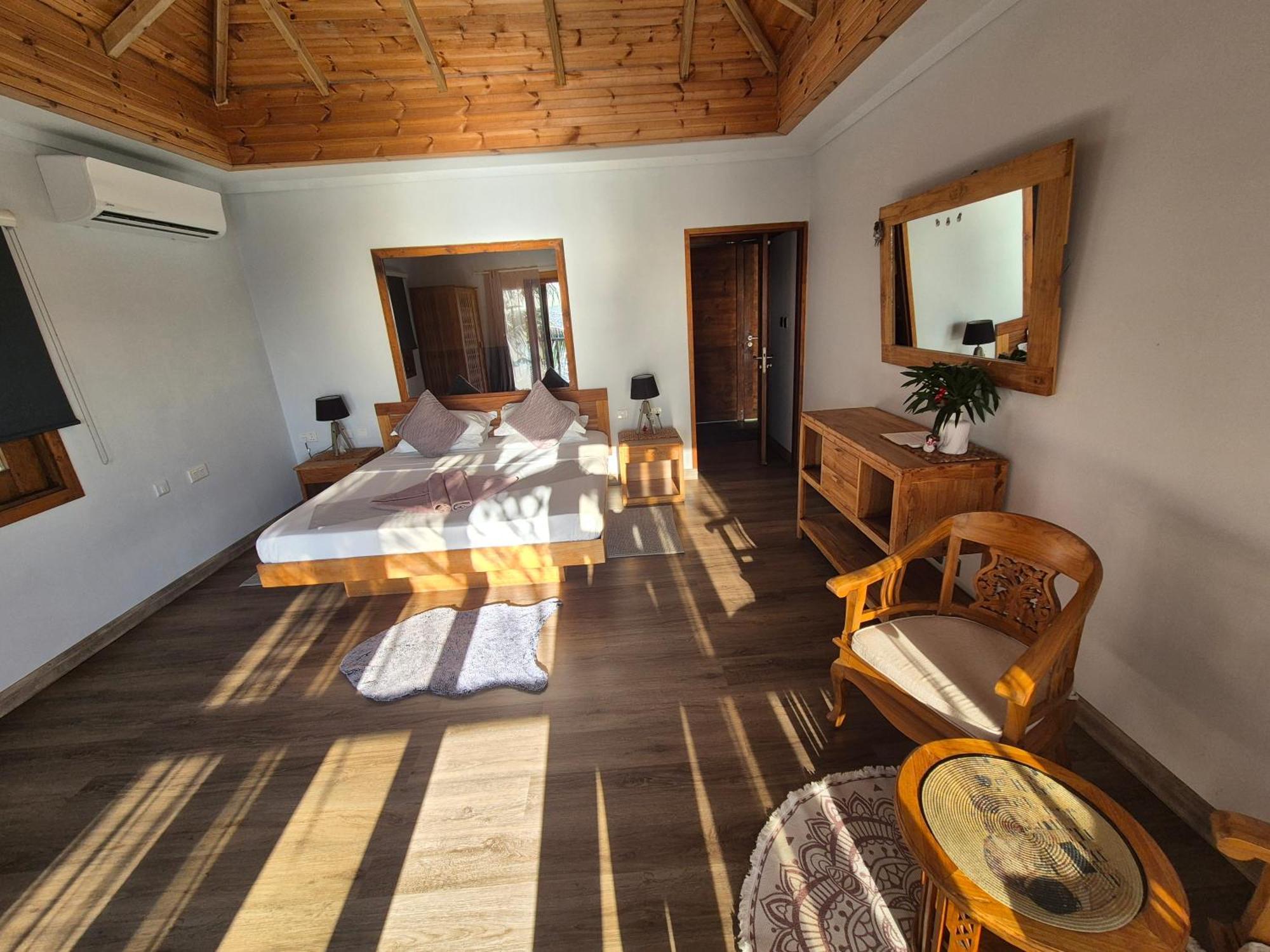 Marquise & Infinity Villas Glacis  エクステリア 写真